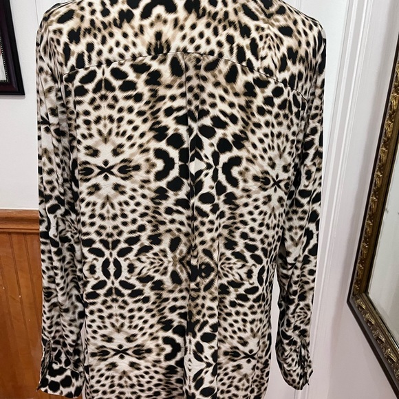 Worthington Animal Print Blouse - Picture 5 of 8